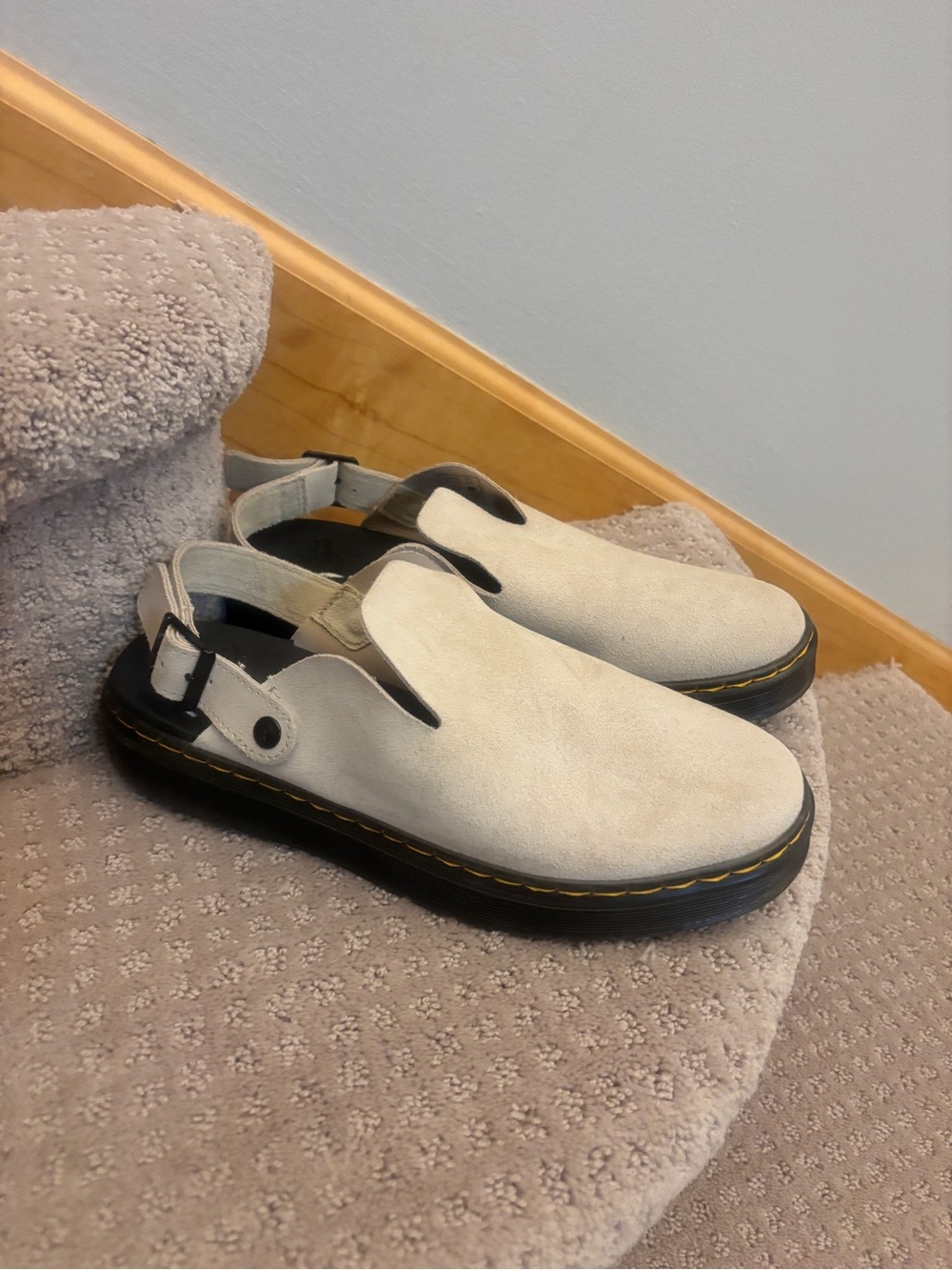 Dr. Martens Carlson Suede Slingback Slip-Ons Mules Light Beige W11/M9 Like New!